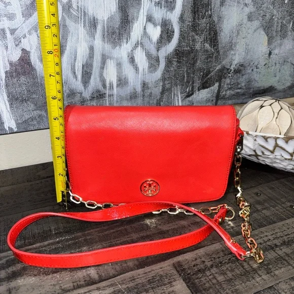 Tory Burch Robinson Chain Bag in Poppy Red - Picture 4 of 14